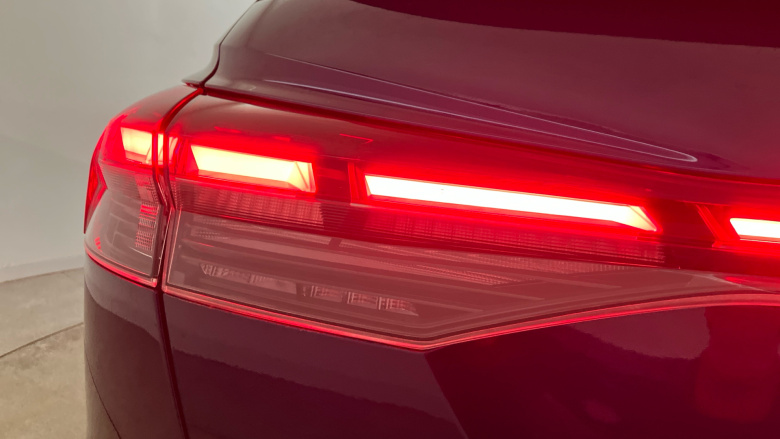 Audi Q4 e-tron 220kW 50 Quattro 82.77kWh Edition 1 5dr Auto Electric Estate